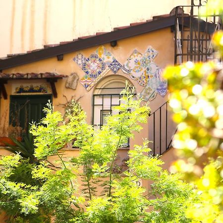 Campo De Fiori - Loft In Originario Anfiteatro Romano Eksteriør billede